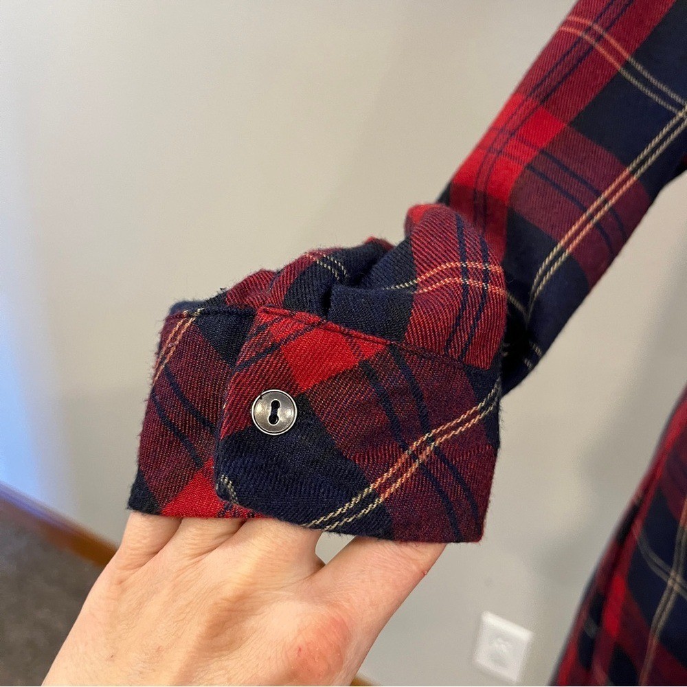 Red and Navy Plaid Button-Up long sleeves dress size medium