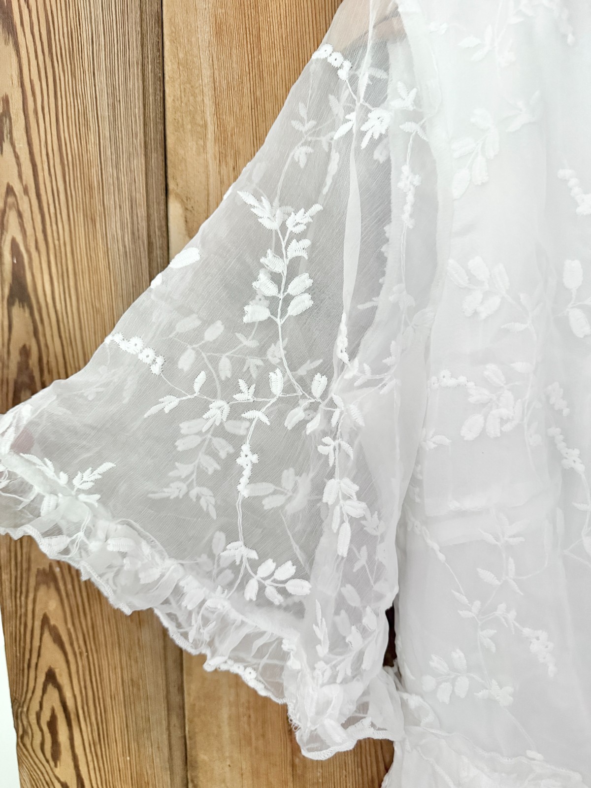 Selfie Leslie NWT Leona White Lace Floral Embroidered Frill Trim Dress size XL