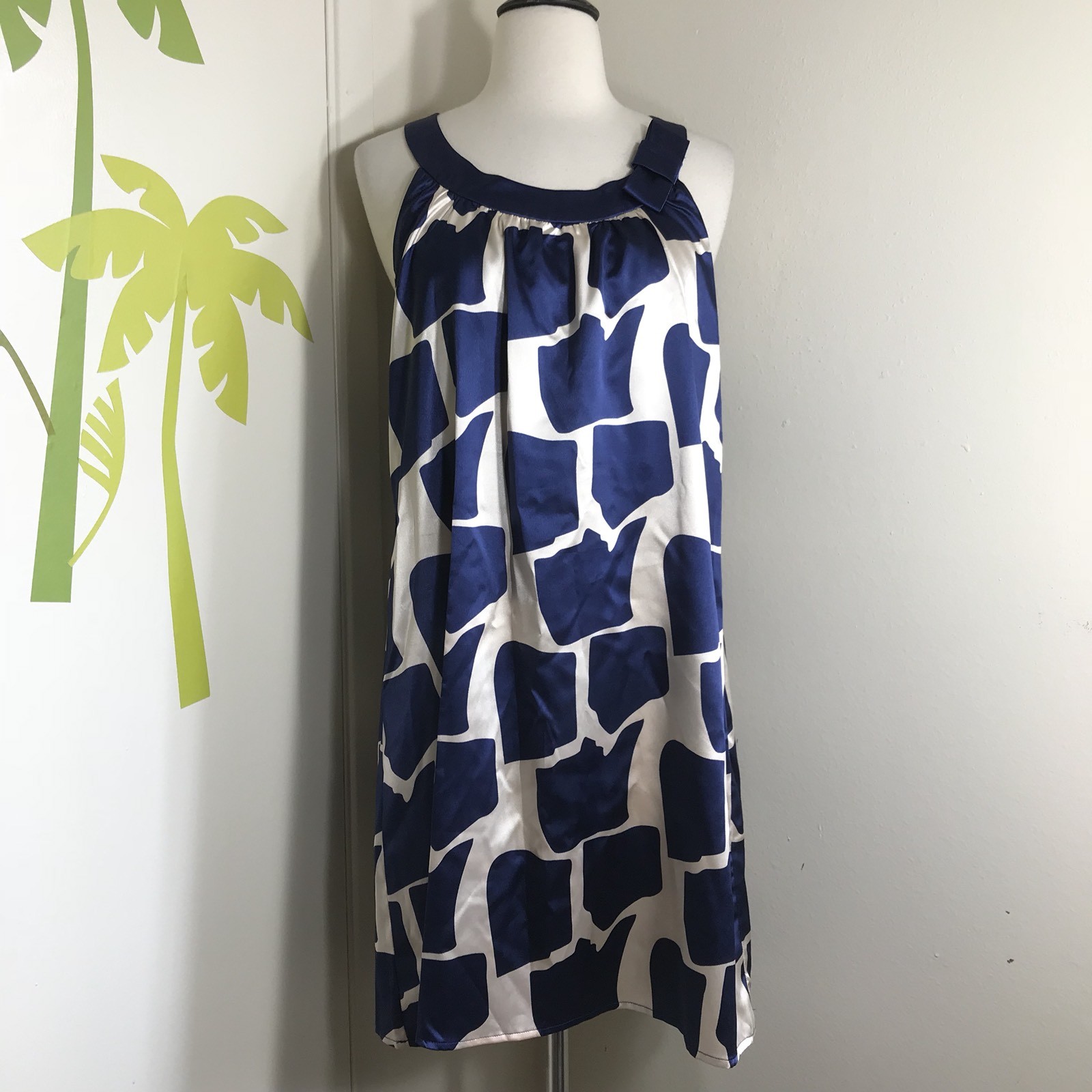 NWT Vertigo Paris Blue Cream Shift Dress Size Medium Orig $240