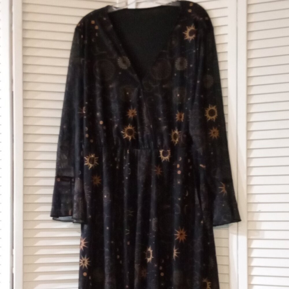 NWT Sun & Stars Celestial Size 12 Dress