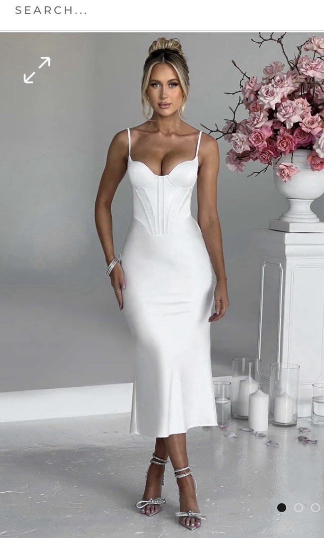 Sexy Modern White Satin Dress – Elegant Sleeveless Bodycon Bridal or Party Gown