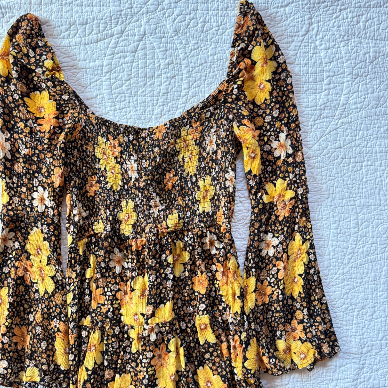 Boho-Chic 70s Hippie Floral Mini Dress Bell Sleeves Sz S Cottagecore Whimsigoth