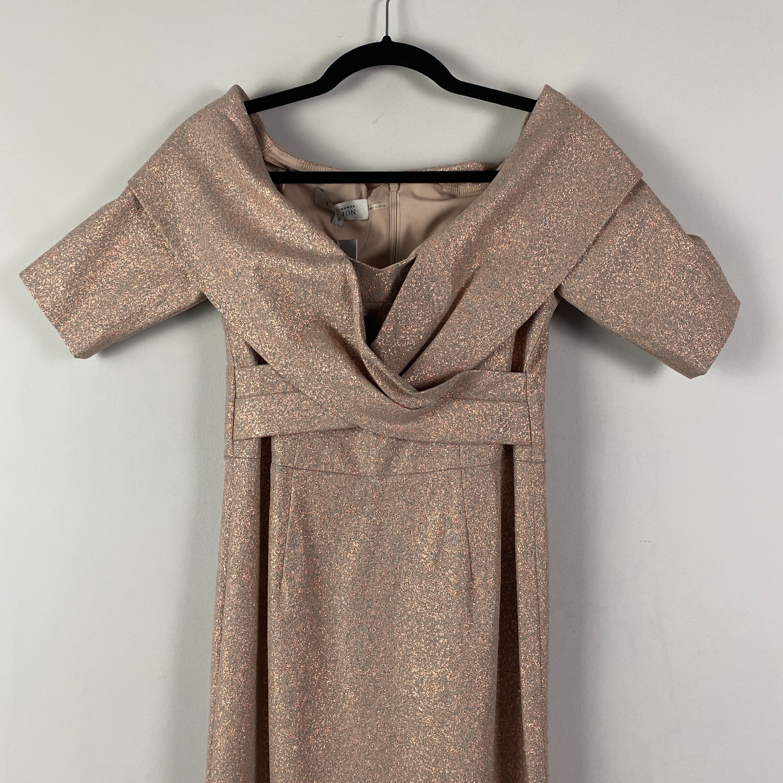 Teri Jon by Rickie Freeman Off Shoulder Gown Size 4 Rose Gold Metallic