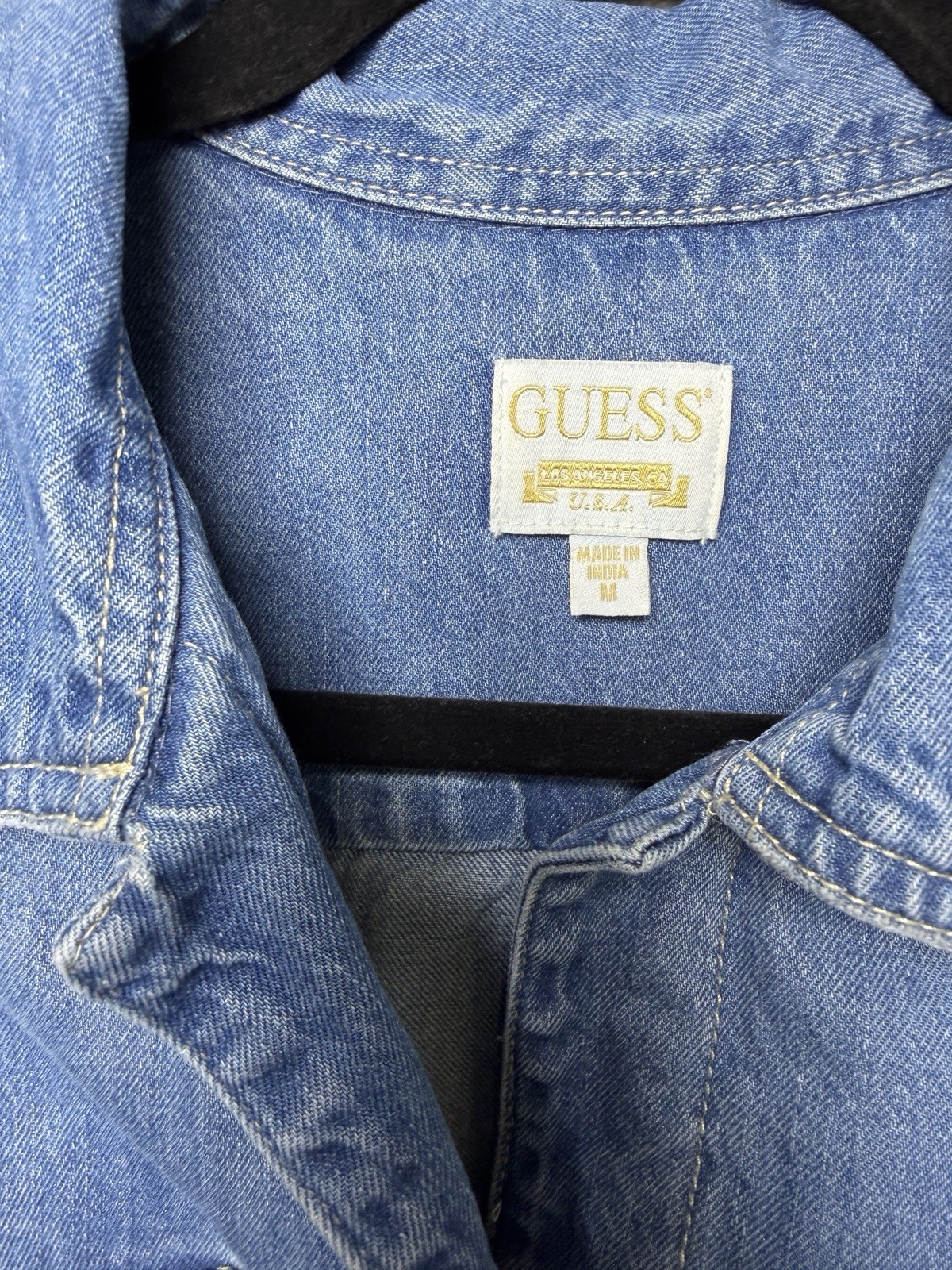 Guess Lylian Button Front Denim Dress Women’s Size Medium Pearl Accents Y2K