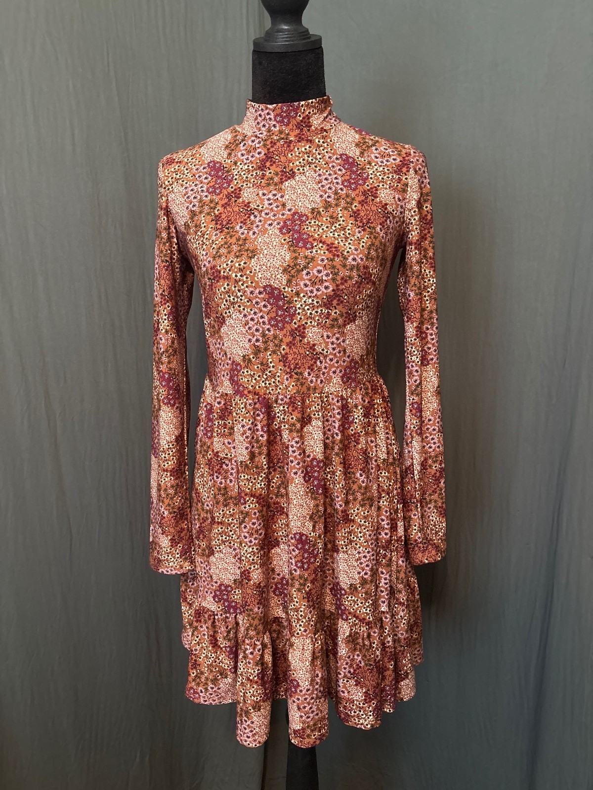Lily Rose Women’s Small Floral Print Long Sleeve Mini Dress
