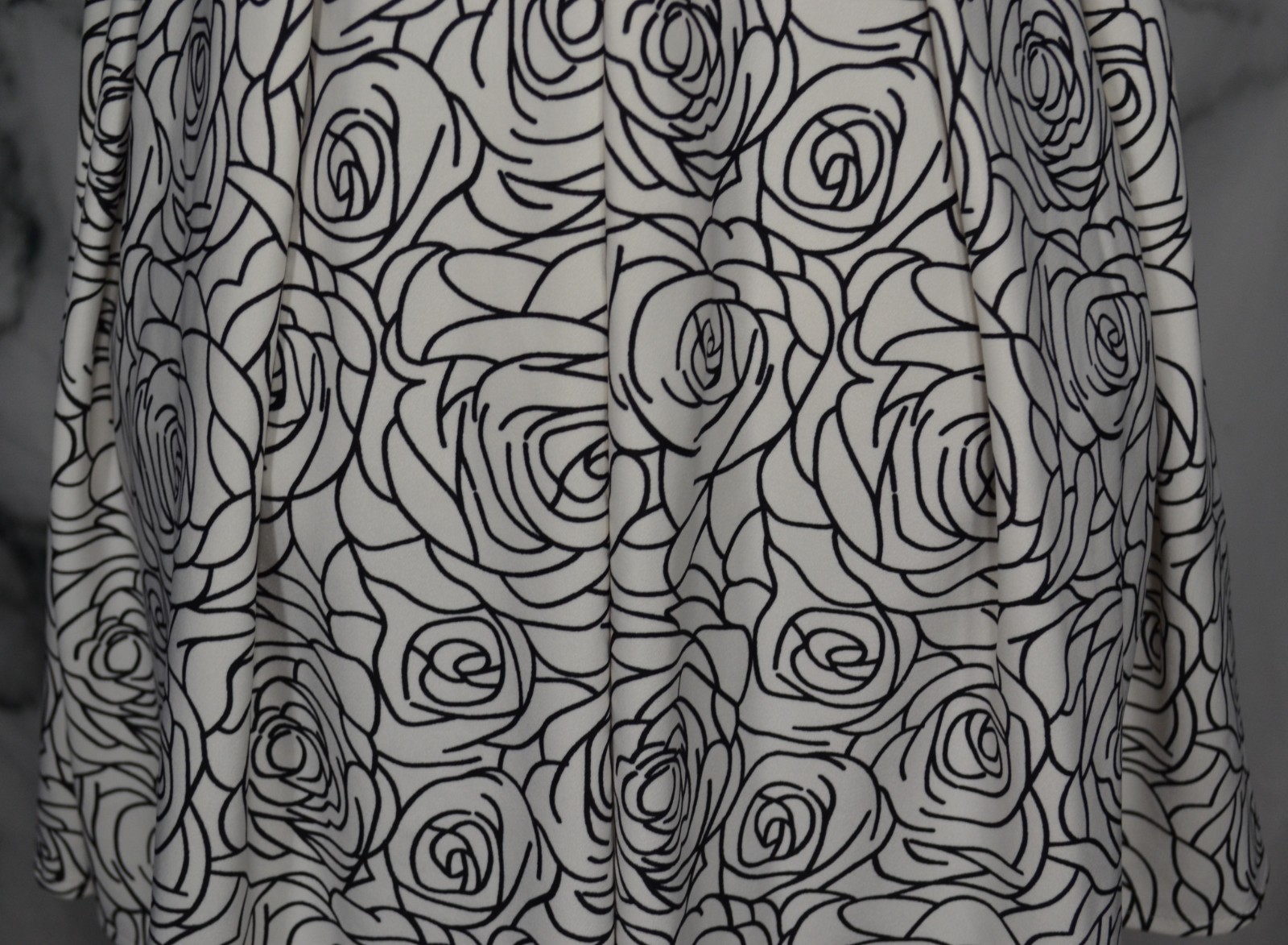 LIZ MINELLI Black Ivory Fit & Flare Sleeveless Dress Large Solid Bodice Floral S