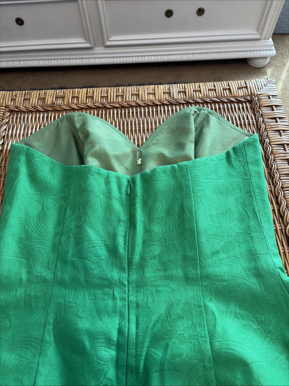 A.J. Bari Strapless Green Brocade Boned Cocktail Dress Sz 8/10