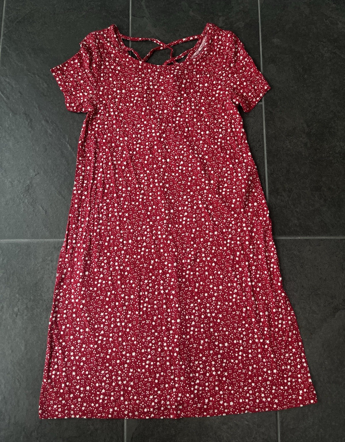 Women’s Red/White Floral V-Neck Keyhole Short Sleeve Knee Length Dress S