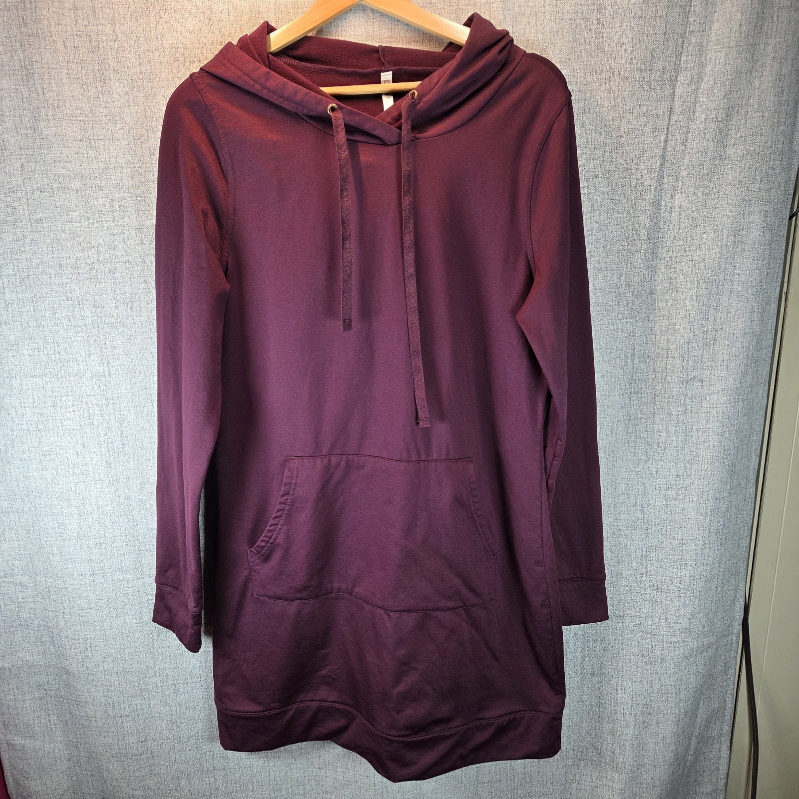 Fabletics Dress Womens Medium Purple Yukon Hoodie Fleece Kangaroo Pocket Sporty