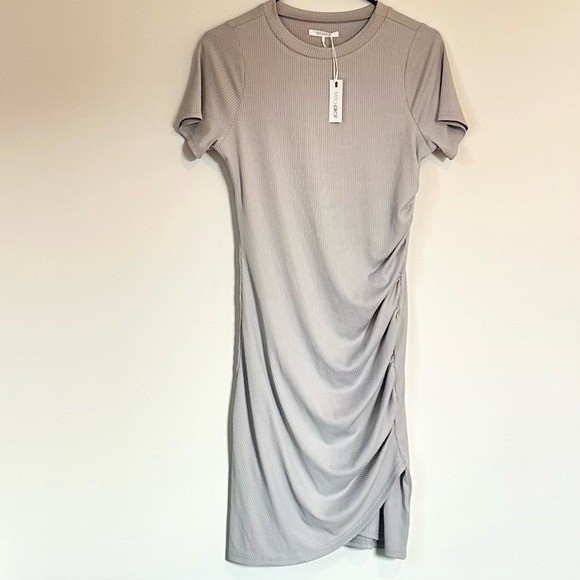 NWT Elegant Gray Ribbed Mini Dress – Size: Medium