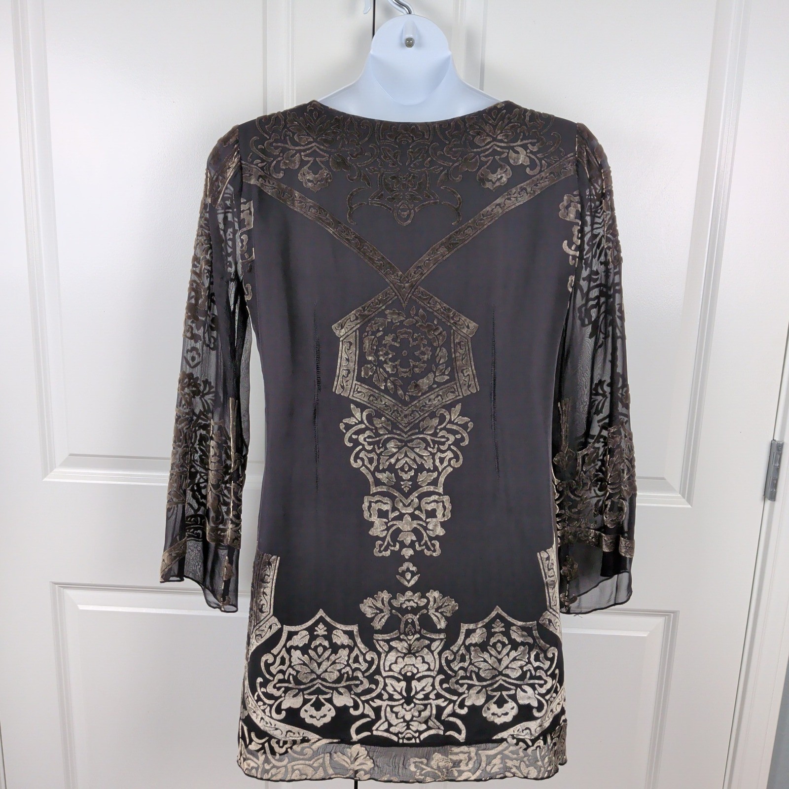 Silk Blend Velvet Burnout Damask Sequin V-Neck Tunic Top Black Large Hale Bob