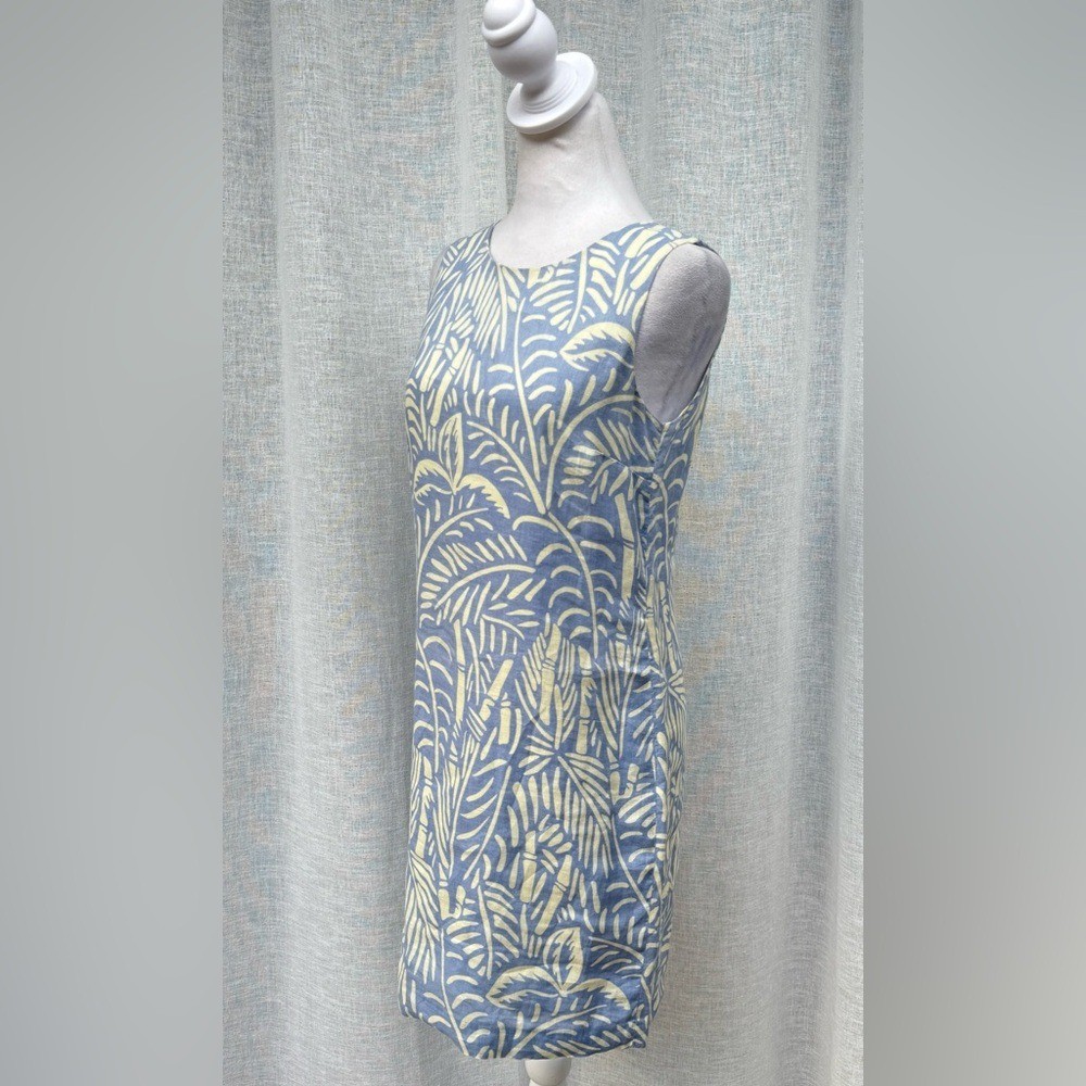 Island Company classic shift mini sleeveless dove gray blue leaf print dress