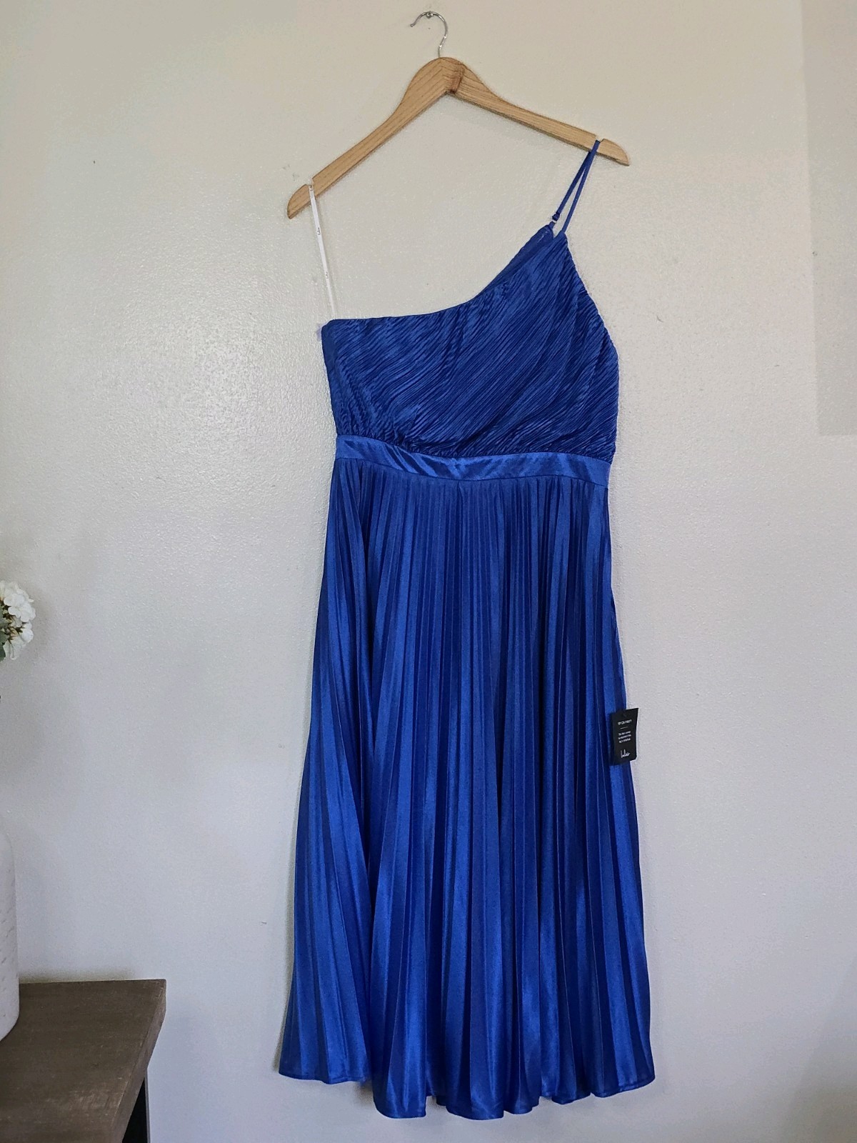 Lulus Alluring Marvel Royal Blue Satin Pleated One Shoulder Midi Dress Women’s L