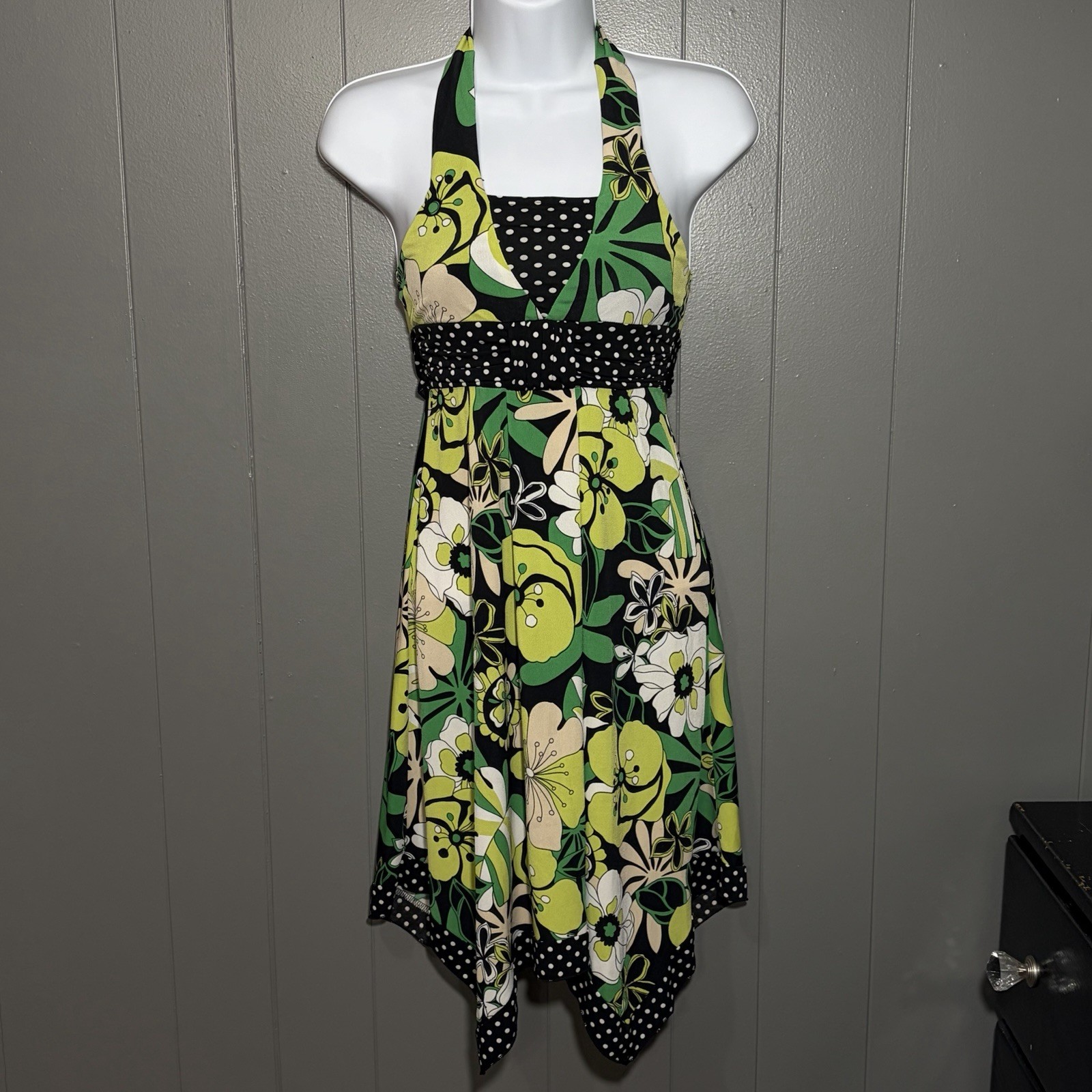 Speechless Y2K Size XS-S ? Green Floral Polka Dot Tie Back Halter Mini Dress
