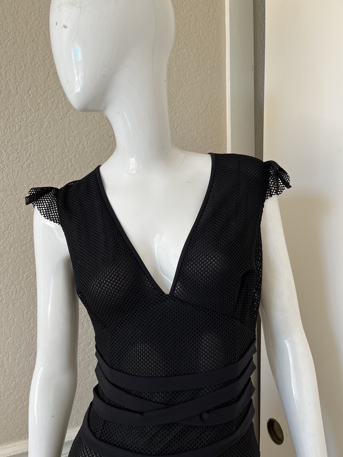 GEORGINE RARE! VTG! Black Mesh Flutter Sleeve Ruffled Hem Midi Sheath Dress Sz 4