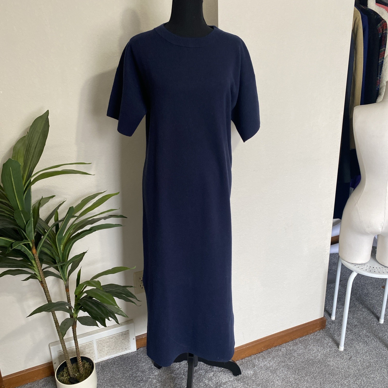 J Crew Sweater Dress Sz S Merino Wool Blend Navy Elbow Slv Shift Minimalist NEW