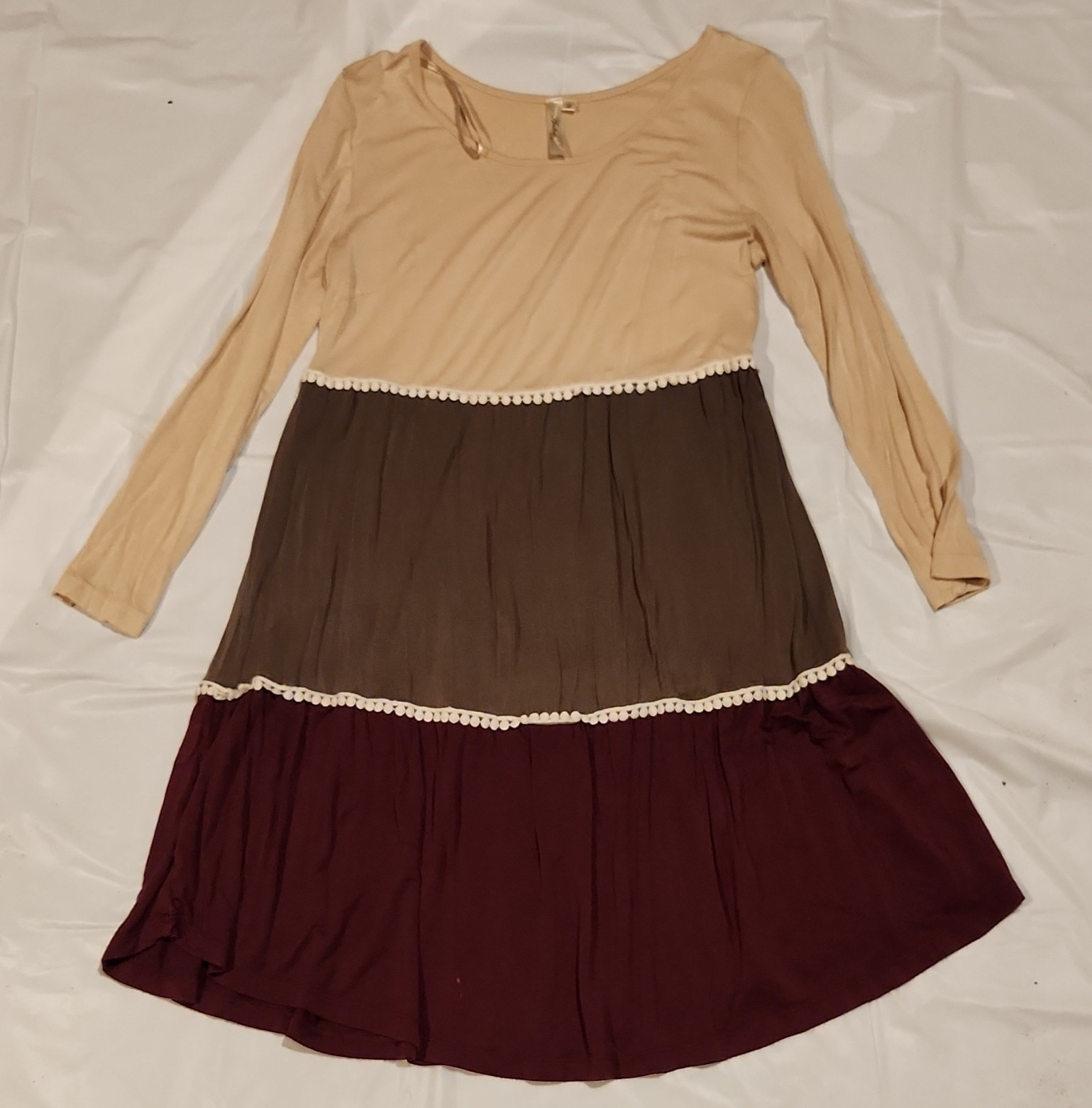 Andrée by Unit Beige Brown Burgundy Colorblock Ruffle Maxi Dress Women’s S