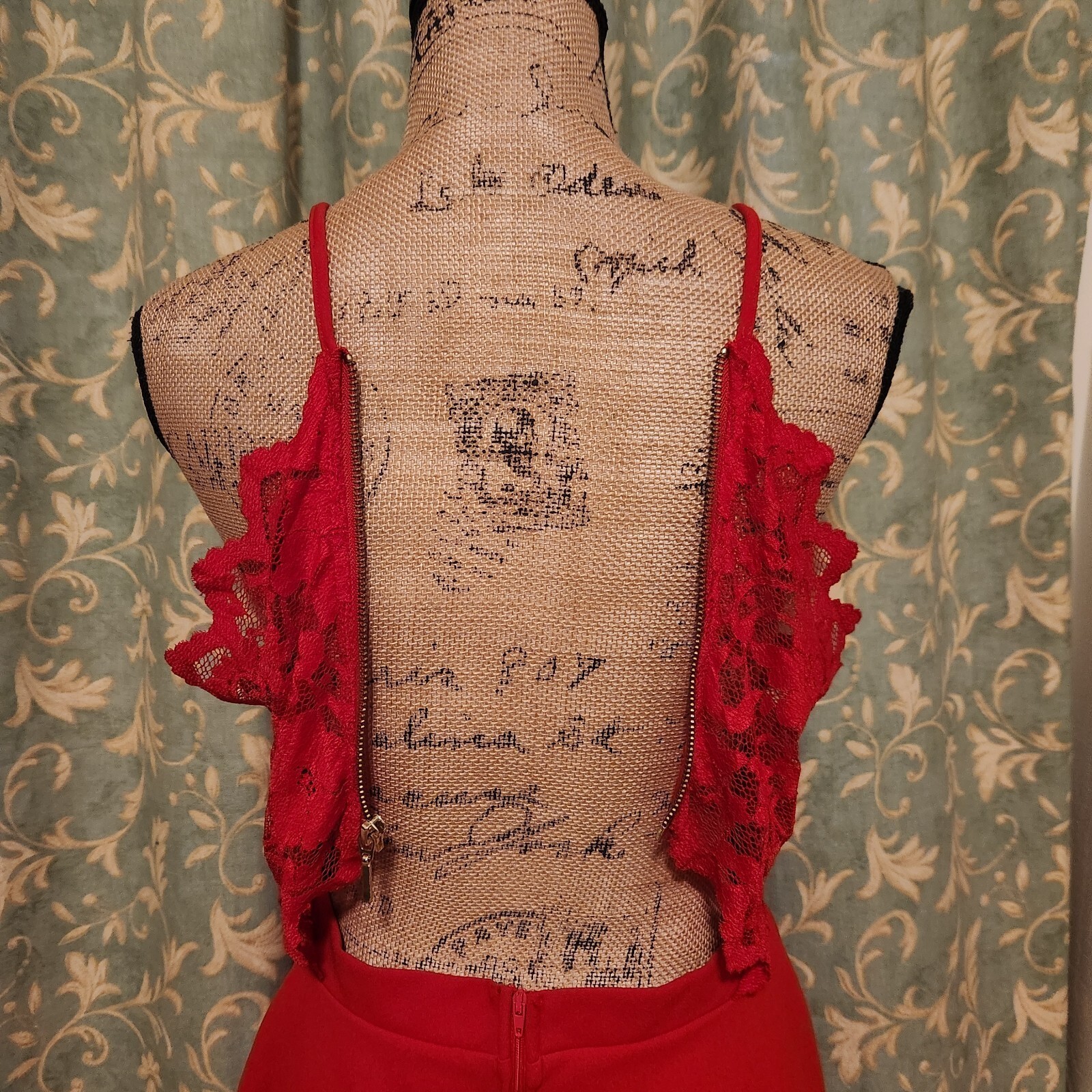 B. Darlin Junior’s 13/14 Red Sleeveless Open Faux Wrap A-Line Dress