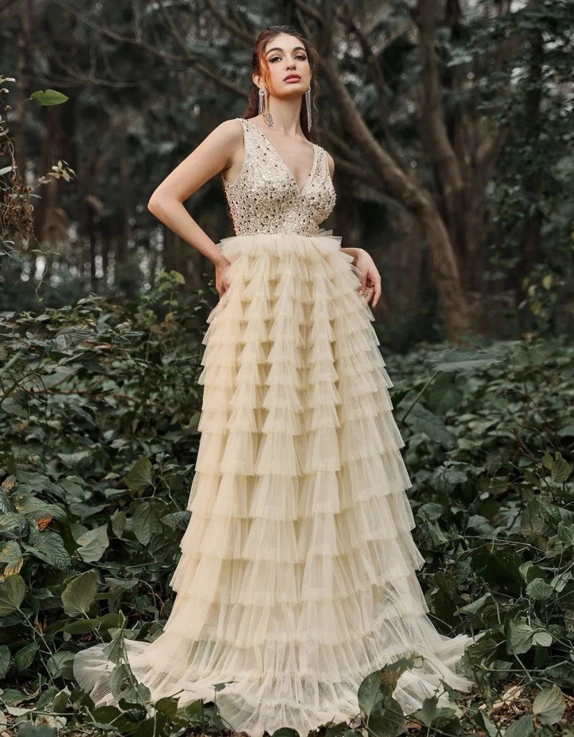 Glam Faeriesty Whimsical Prom Dress Size XL Ruffle Sequin Tulle Cream