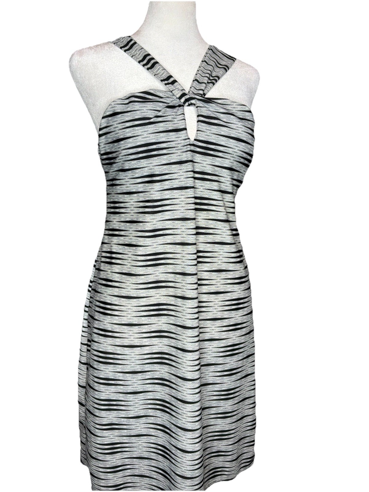 Athleta Dress Nylon Spandex Black Ivory Stripe Keyhole Size S
