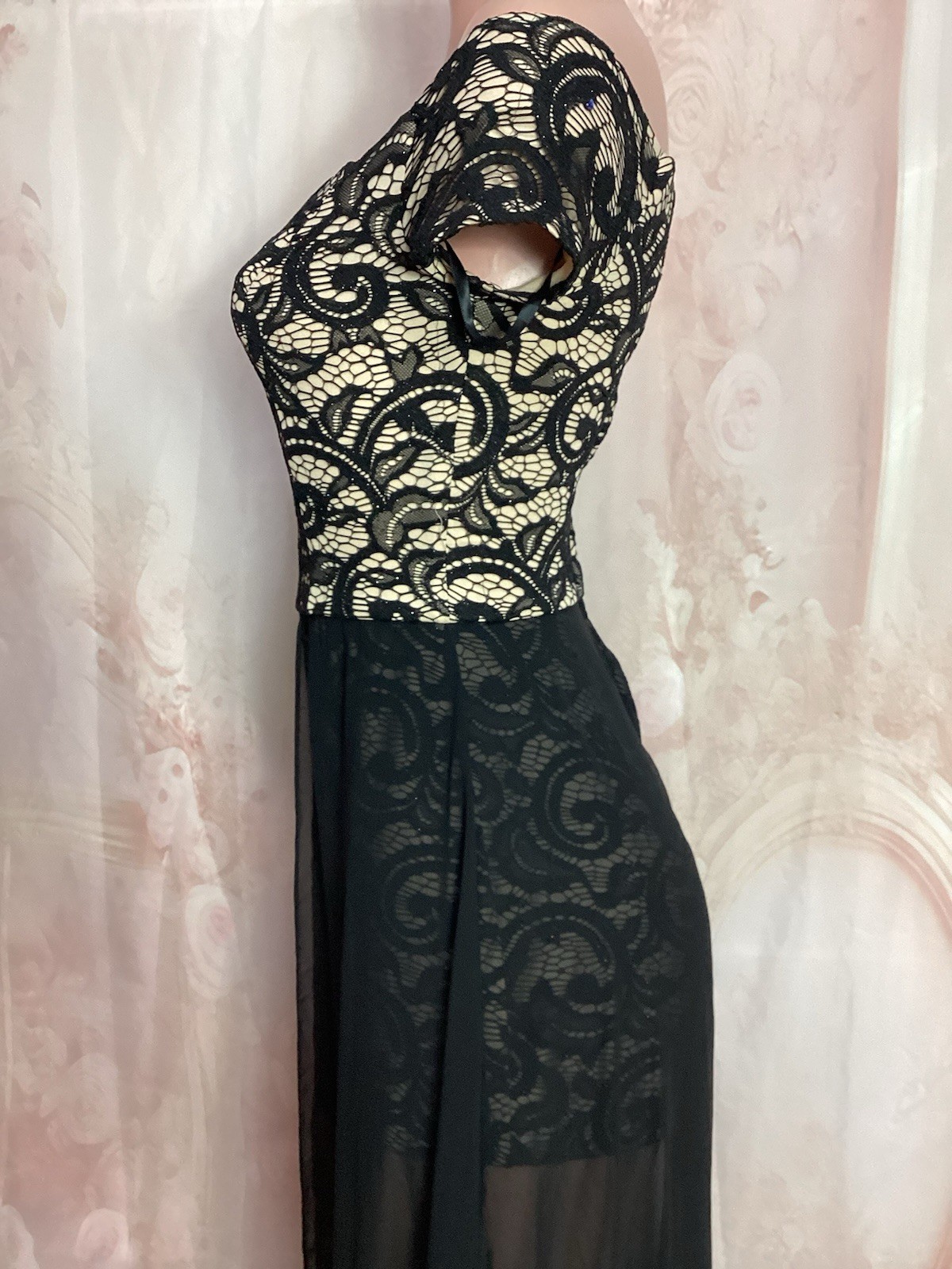 B. Darlin Off Shoulder Black Lace Sweetheart Neck Slit Long Skirt Shorts
