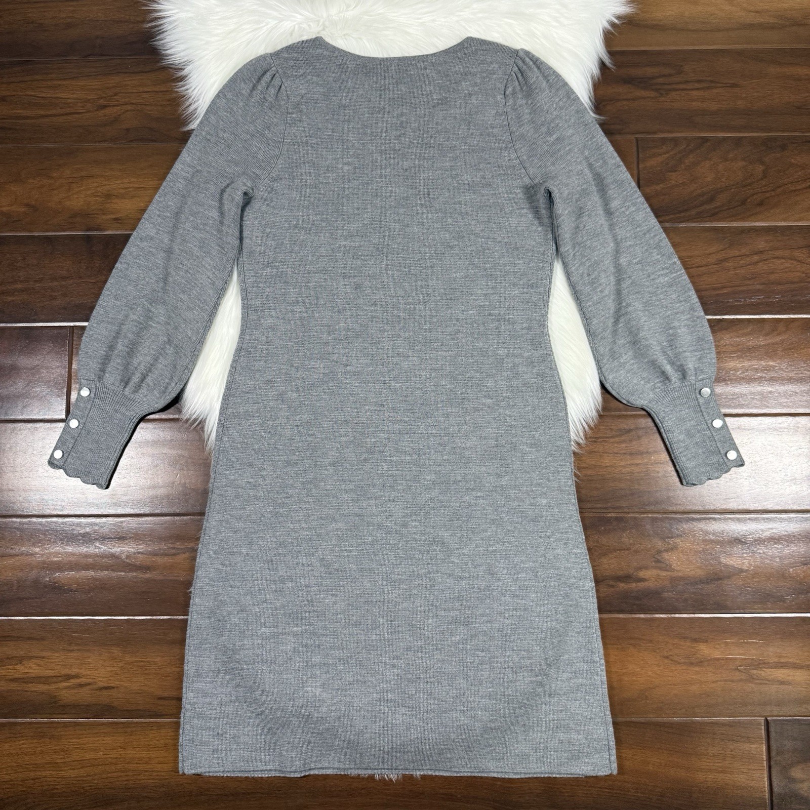 Talbots Women Size Small Gray Soft Merino Wool V Neck Puff Sleeve Sweater Dress