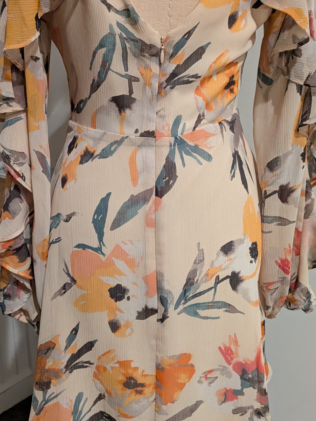 BCBGeneration Floral Mini Dress Lace-Up Front Ruffle Sleeve Open Back Sz 2 Boho
