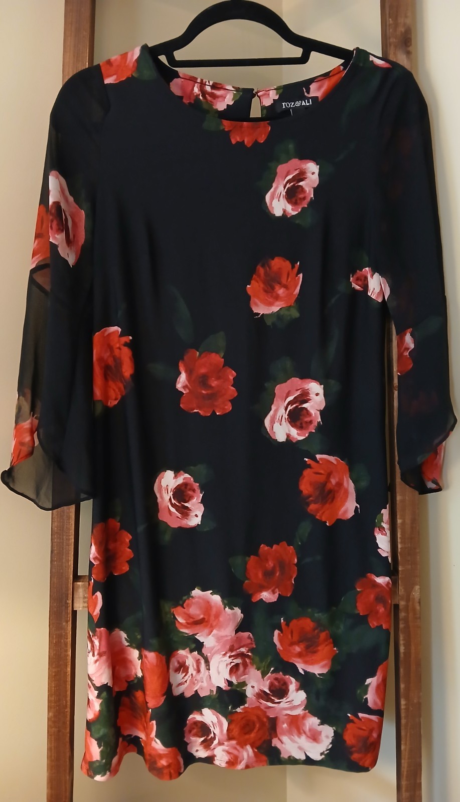 Roz & Ali Women’s XS Black Multicolor Floral Round Neck 3/4 Sleeve Knee Dress