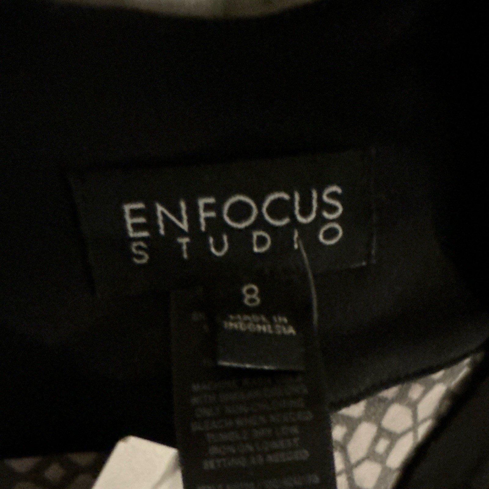 En Focus Studio Women’s 8 Sheath Knee Dress Geometric V-Neck Sleeveless Tie