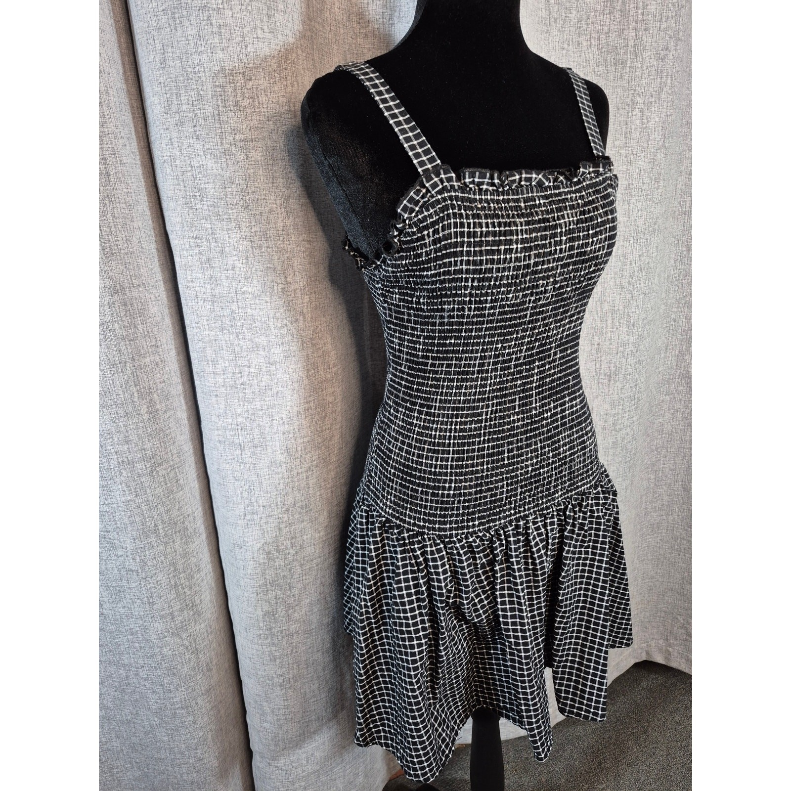 Hearts & Heels Smocked Gingham Mini Dress Black White Stretch Cottagecore Grunge