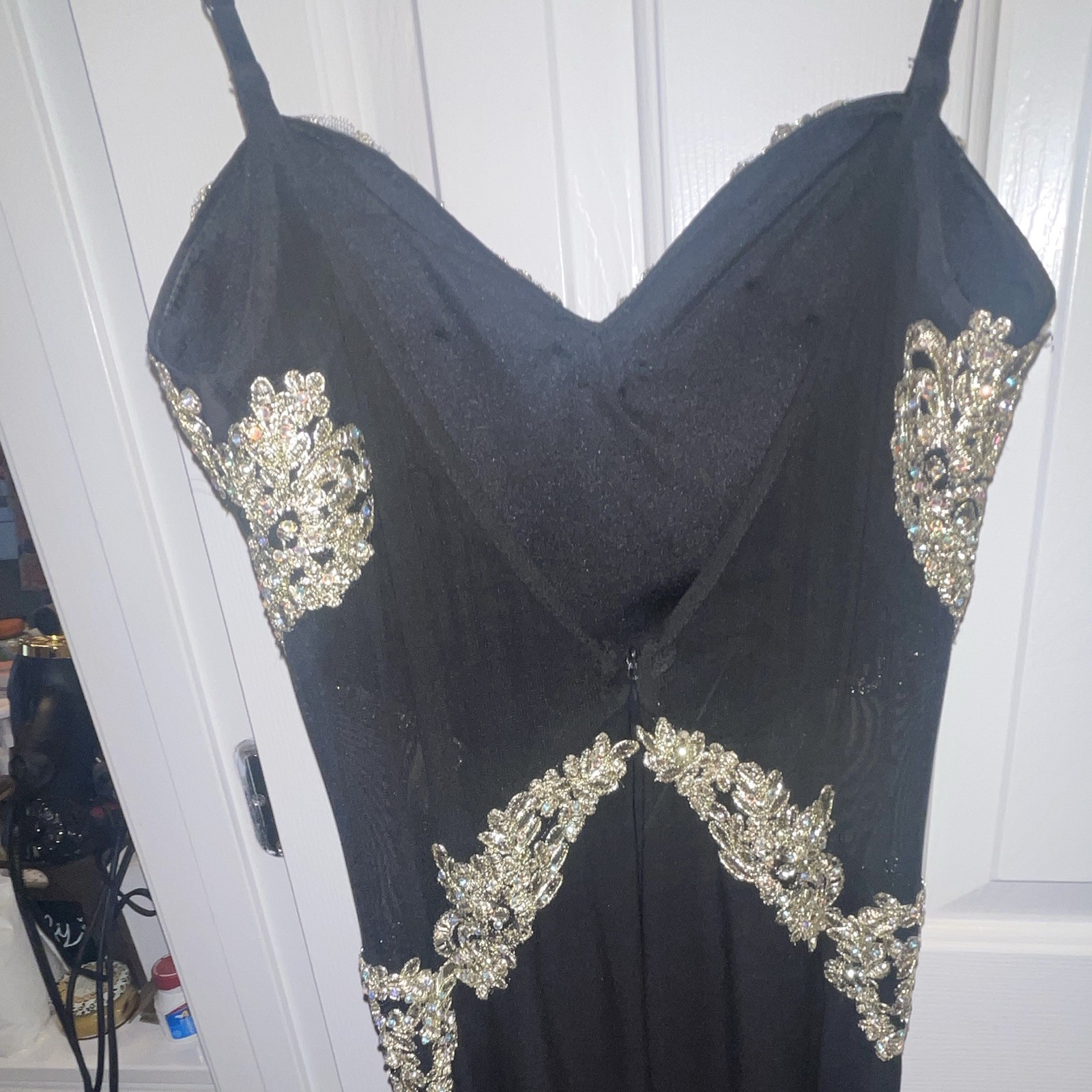 B Darlin Black Long Gown V-Neck Spaghetti Strap Beaded Side Slit Size 5/6