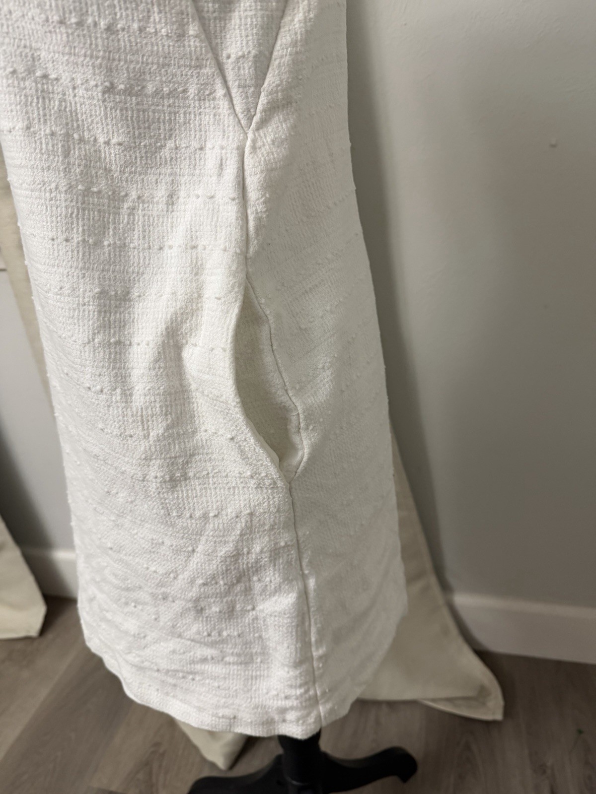 Loft Mini White Tweed Sleeveless Dress Size 00P with Pockets Summer dress