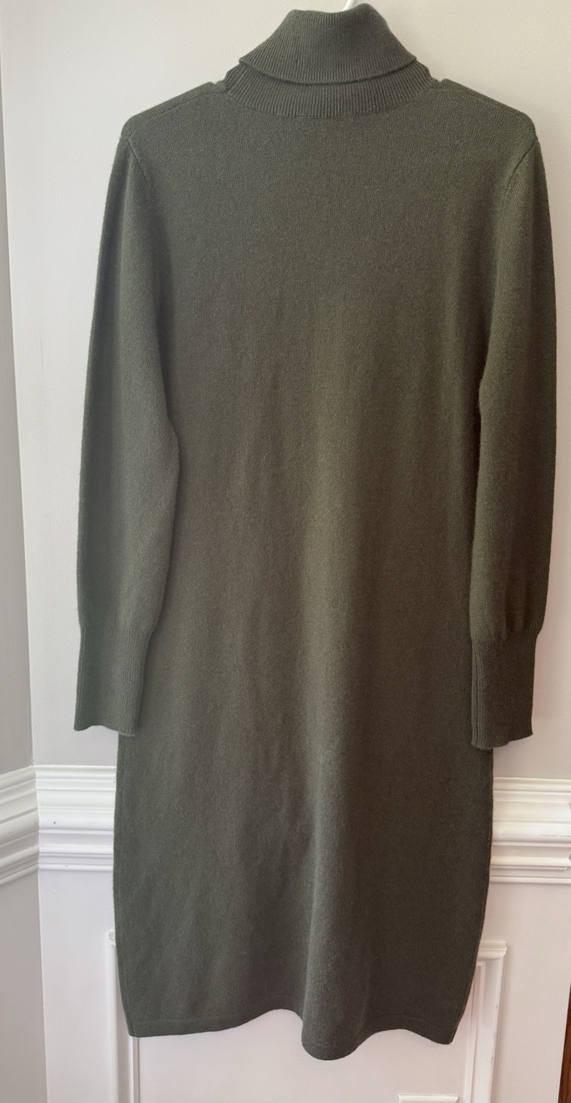Neiman Marcus Cashmere Collection Turtleneck Olive Green Dress Size Large