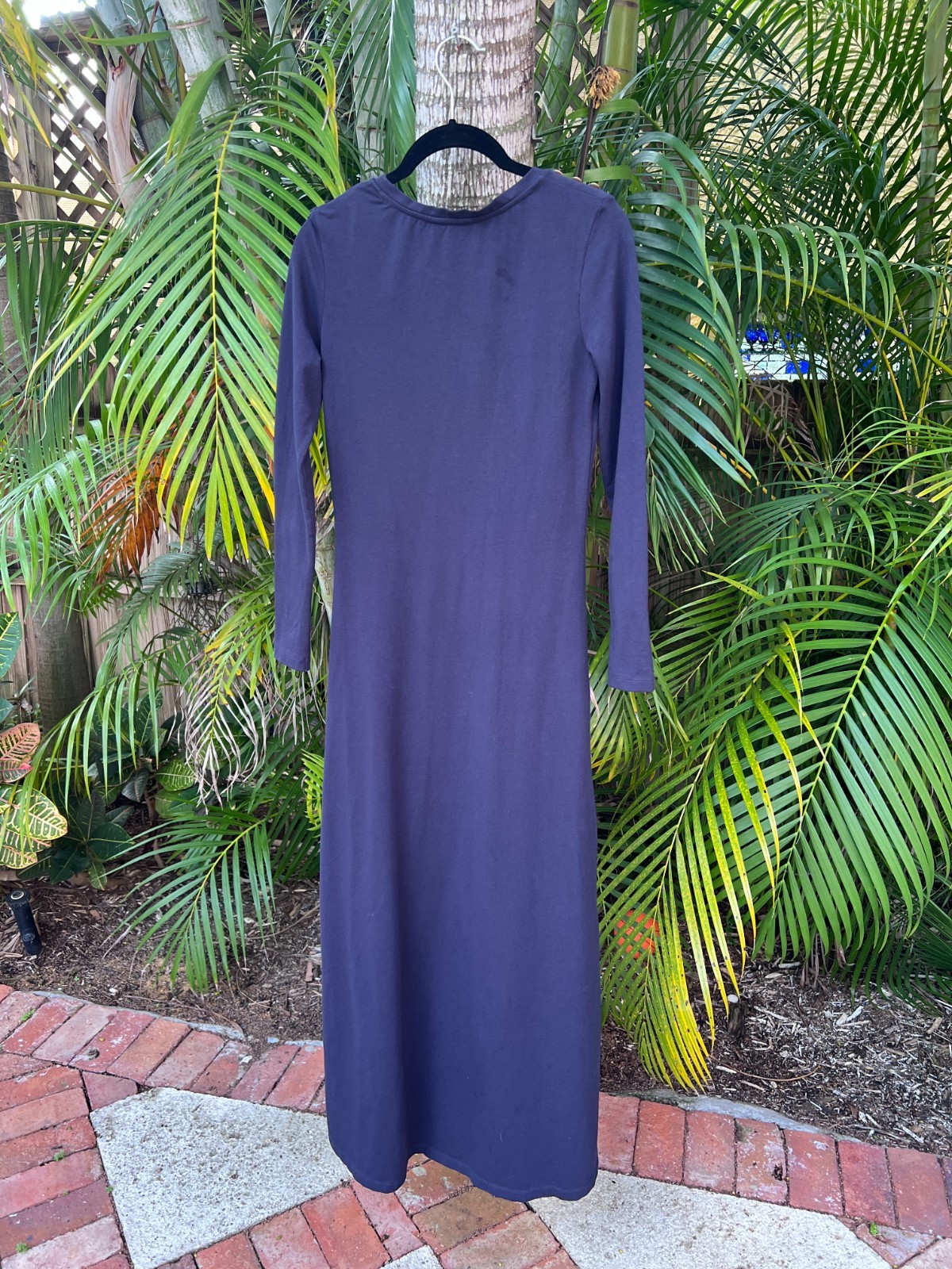 Saint and Sofia Navy Blue Long-Sleeve Maxi Dress Size 4