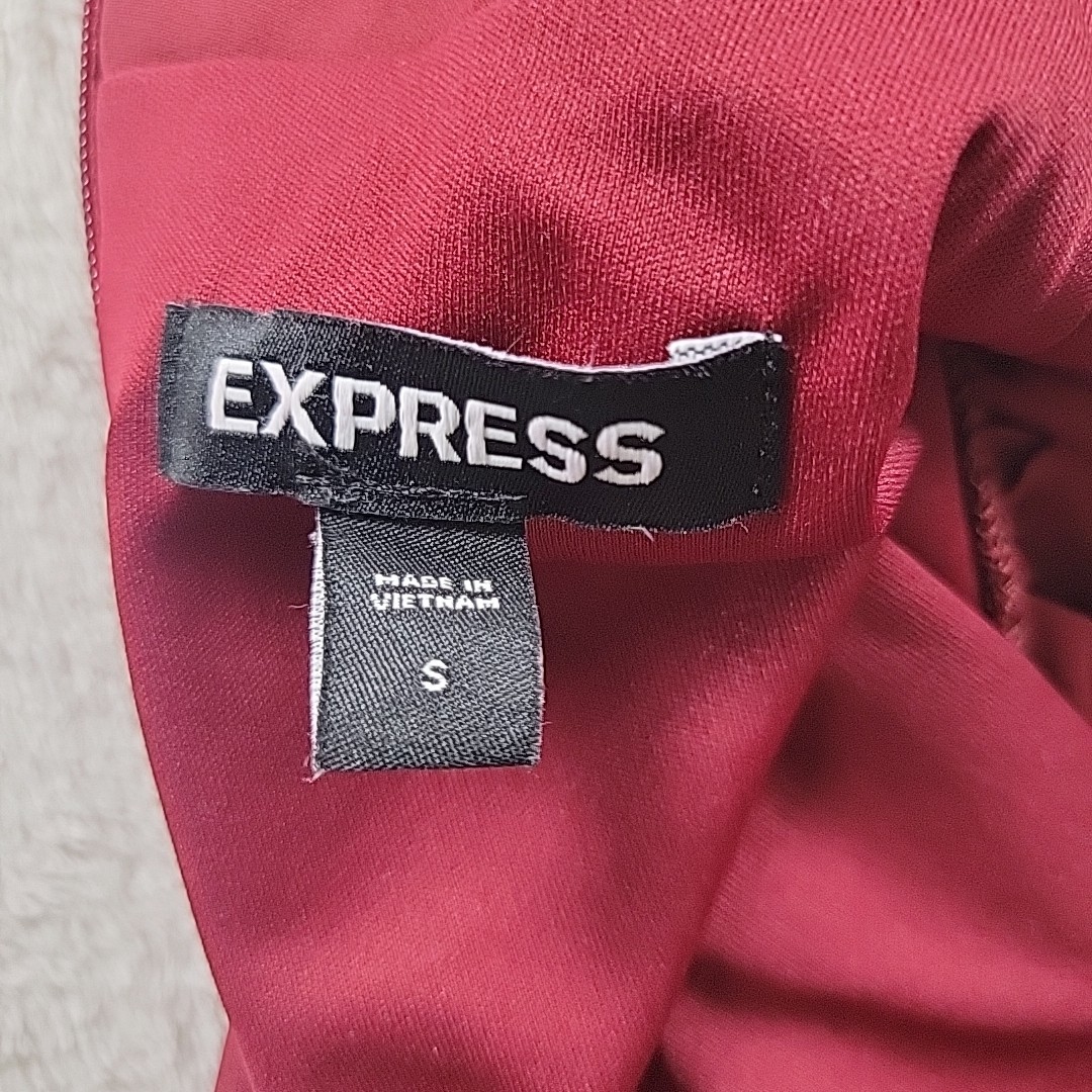 Express Maroon Sz S Elegant Long Sleeve Dress Pleated Mock Neck Button Cuff