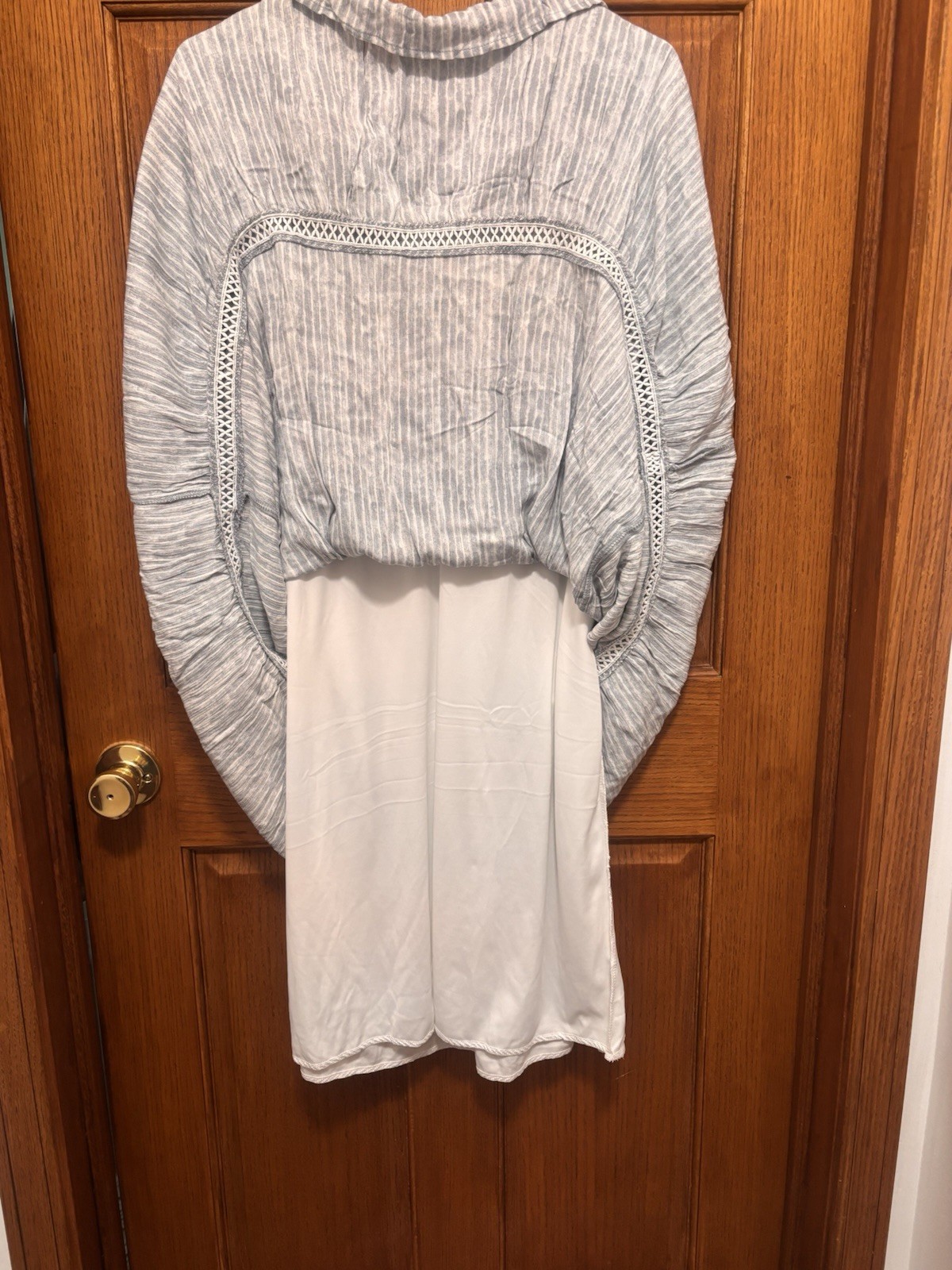 Calstyle Light Gray Striped V-Neck Lined Tunic Dress Sz L. NWT