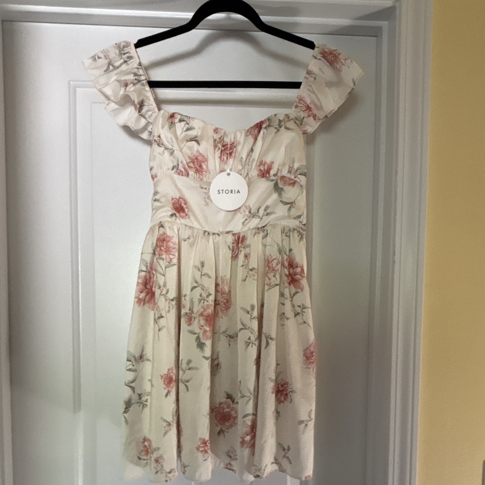 STORIA Women’s Ivory Pink & Green Floral Ruffle Mini Sweetheart Sundress
