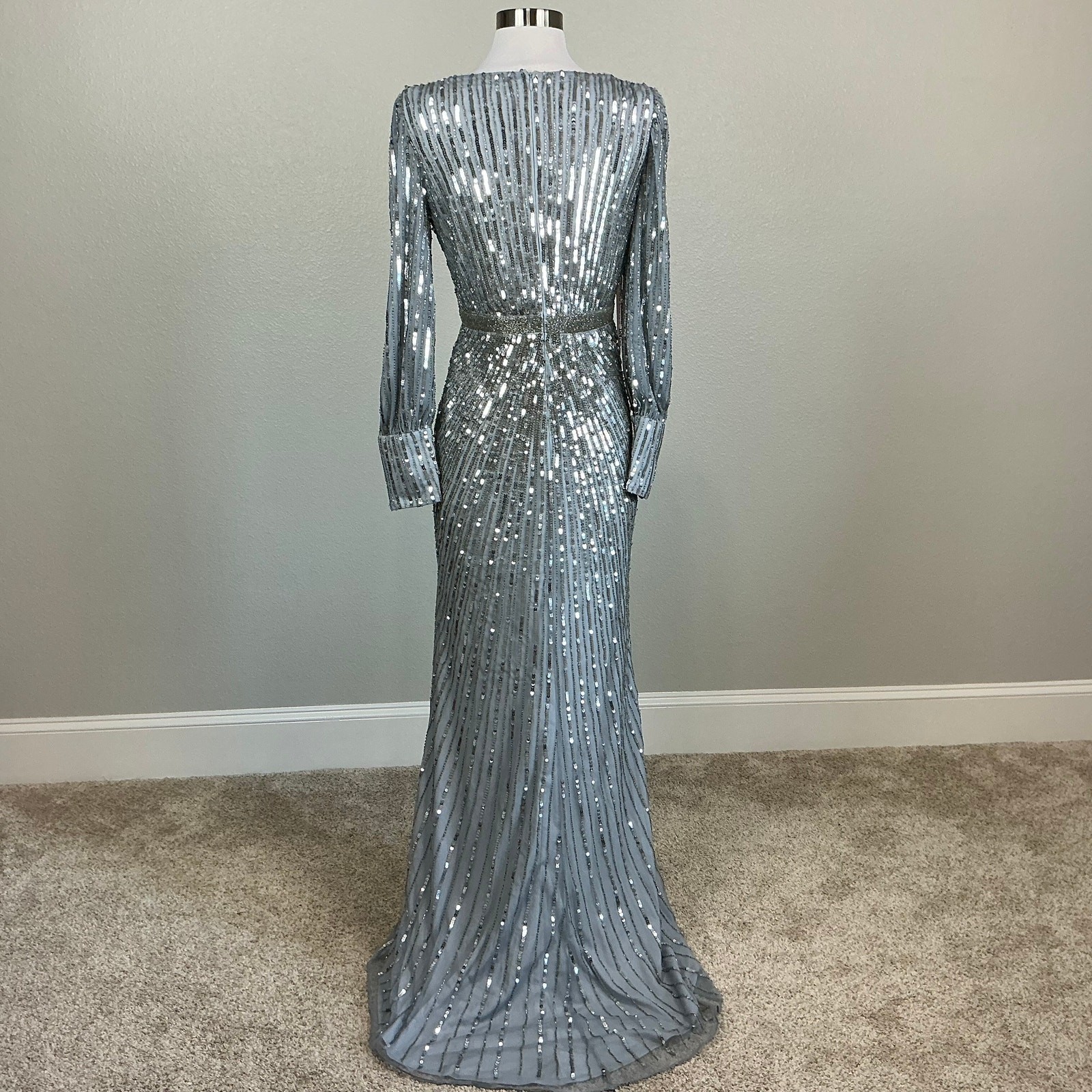Mac Duggal 5501 Silver Evening Gown Sequined Long Sleeve Column Dress Size 18