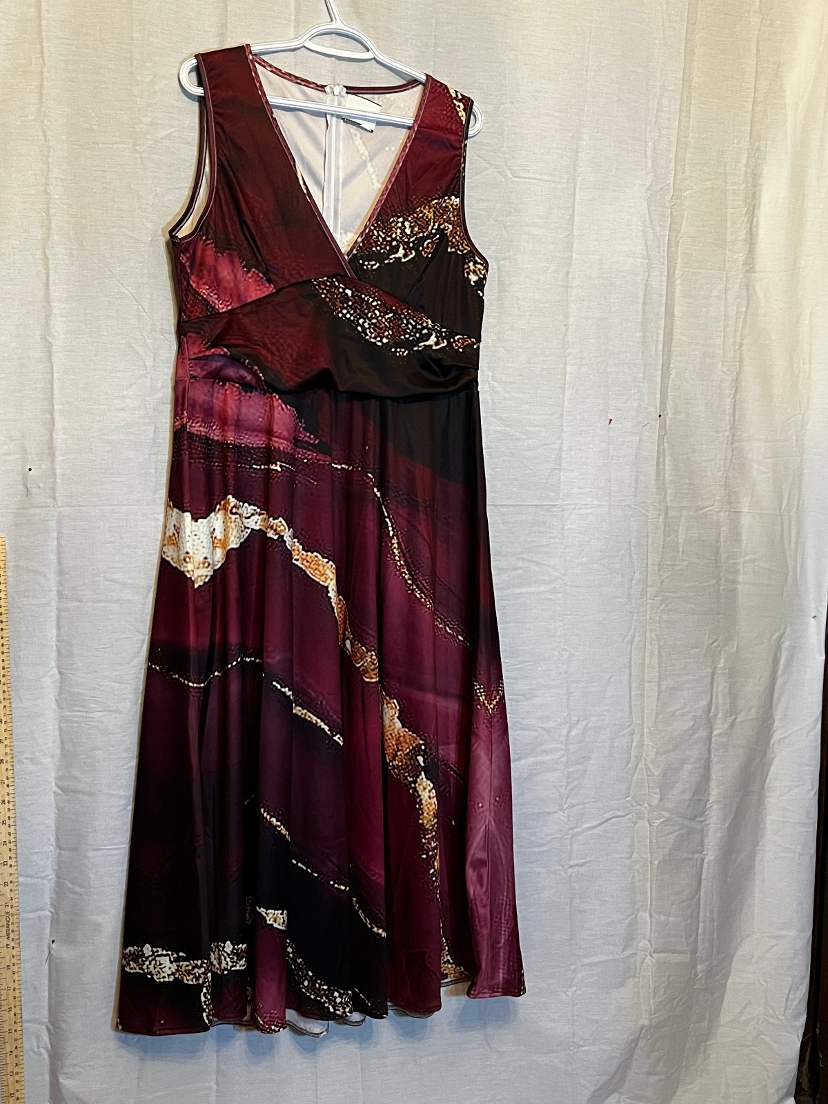 Women’s Wide Flared Skirt Colorful Dress with Low V Front. L