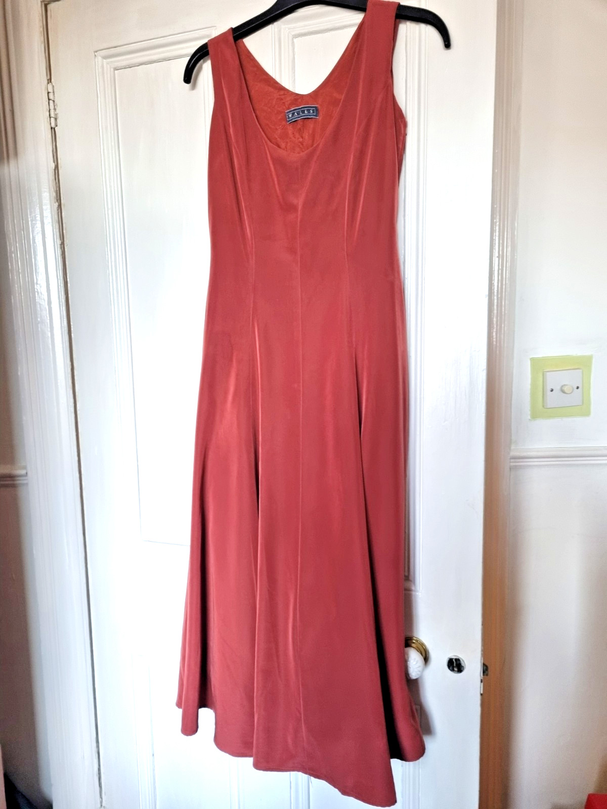 Vintage Walls Dark Salmon Pink 100% Silk Acetate Lined Long Midi Dress Size 10