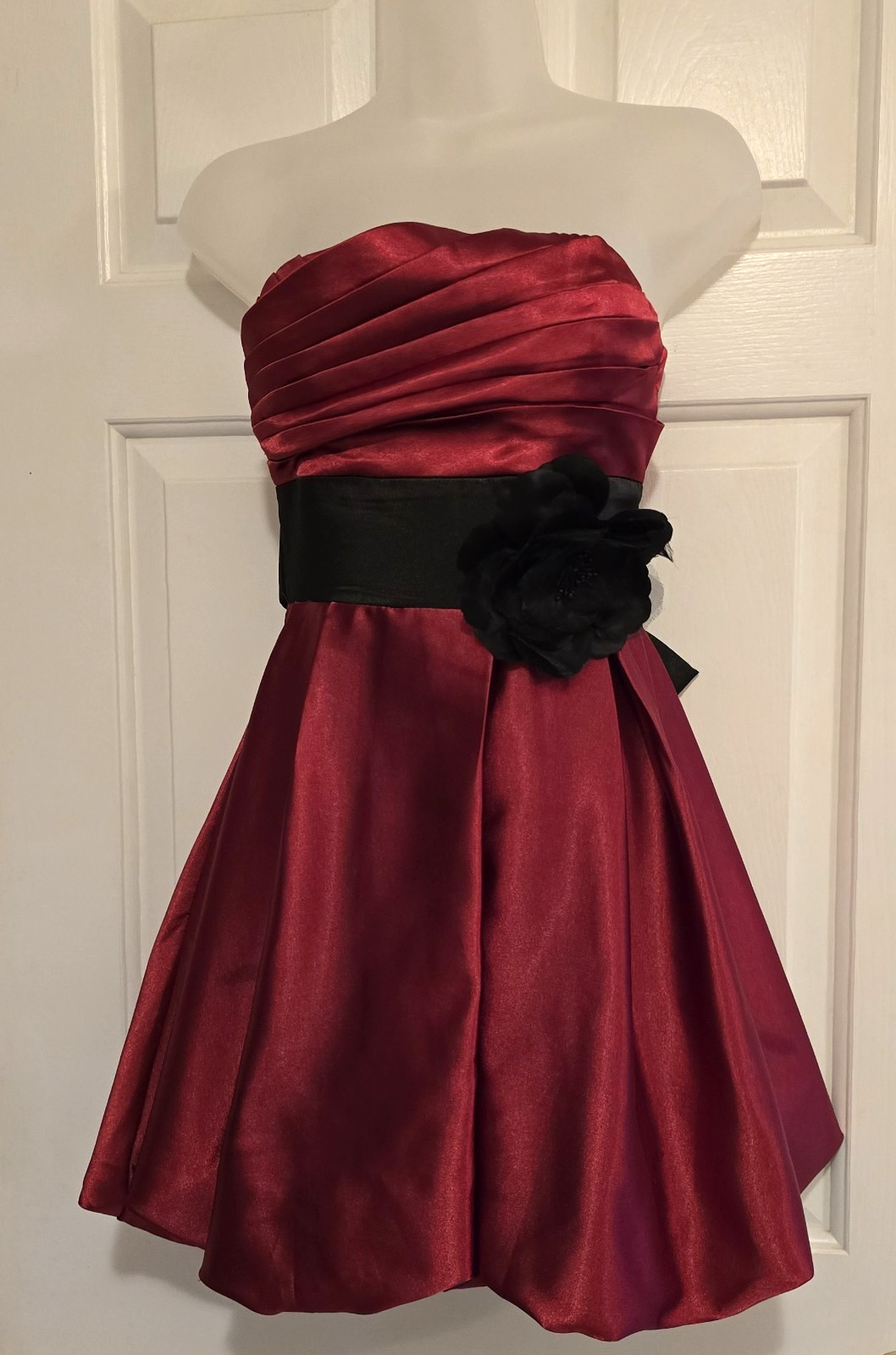 Red Black Strapless Dress 3 Fit& Flare Satin Flower Bubble Hem Prom Cocktail Y2K
