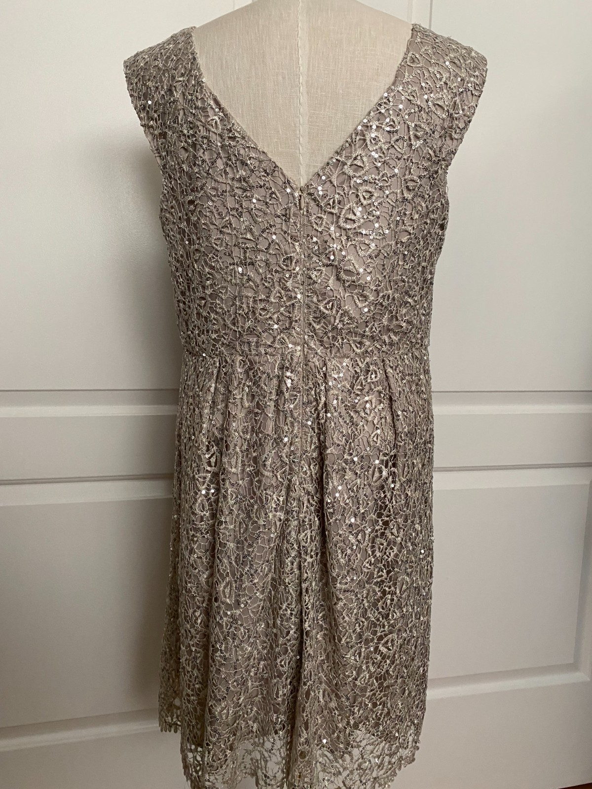 DECODE 1.8 Women’s Sequin Champagne Formal Glitter Dress: Size 14
