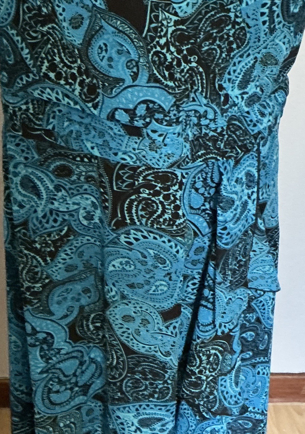 HAPPY D. DRESS. SIZE 18. FULLY LINED. VG COND .