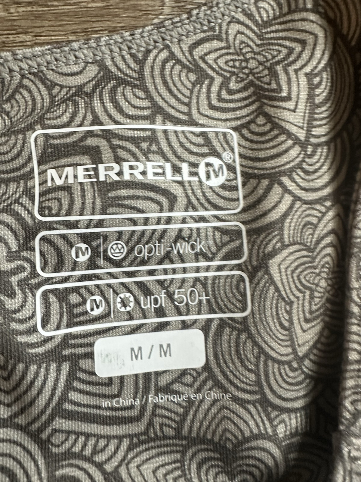 Merrell Dress Size M Gray Geometric Opti-wick UPF 50+ Vented Back Sheath
