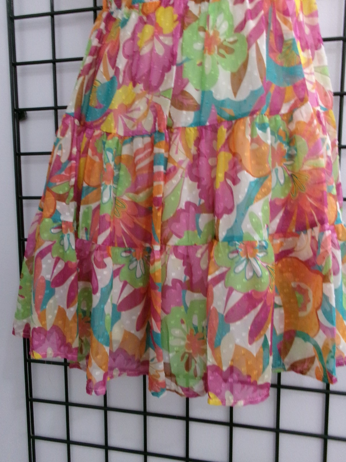 “NEW” FLYING TOMATO / $49.99 🌸 LARGE==FLORAL / DOTTED SWISS FITTED DRESS