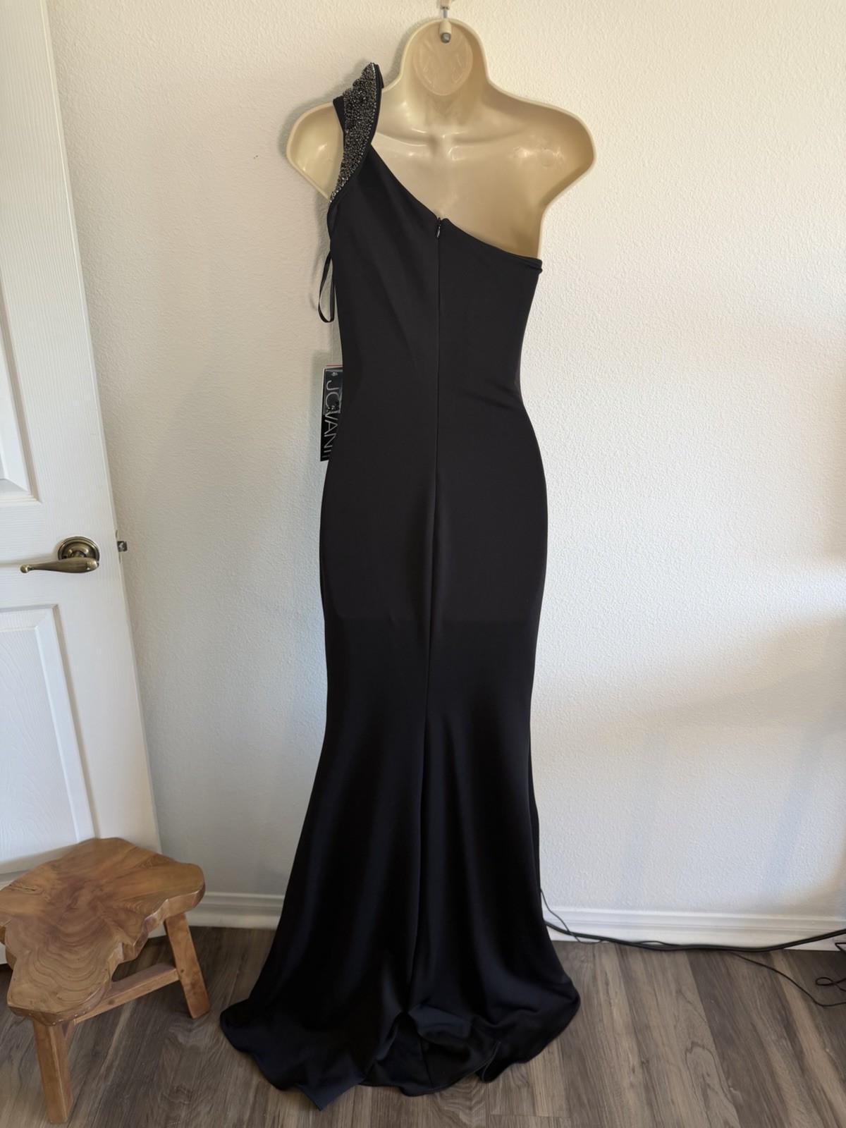 Jovani Gown NWT Sz 2 One Shoulder Beaded Mermaid Prom Guest Pageant Formal Gala