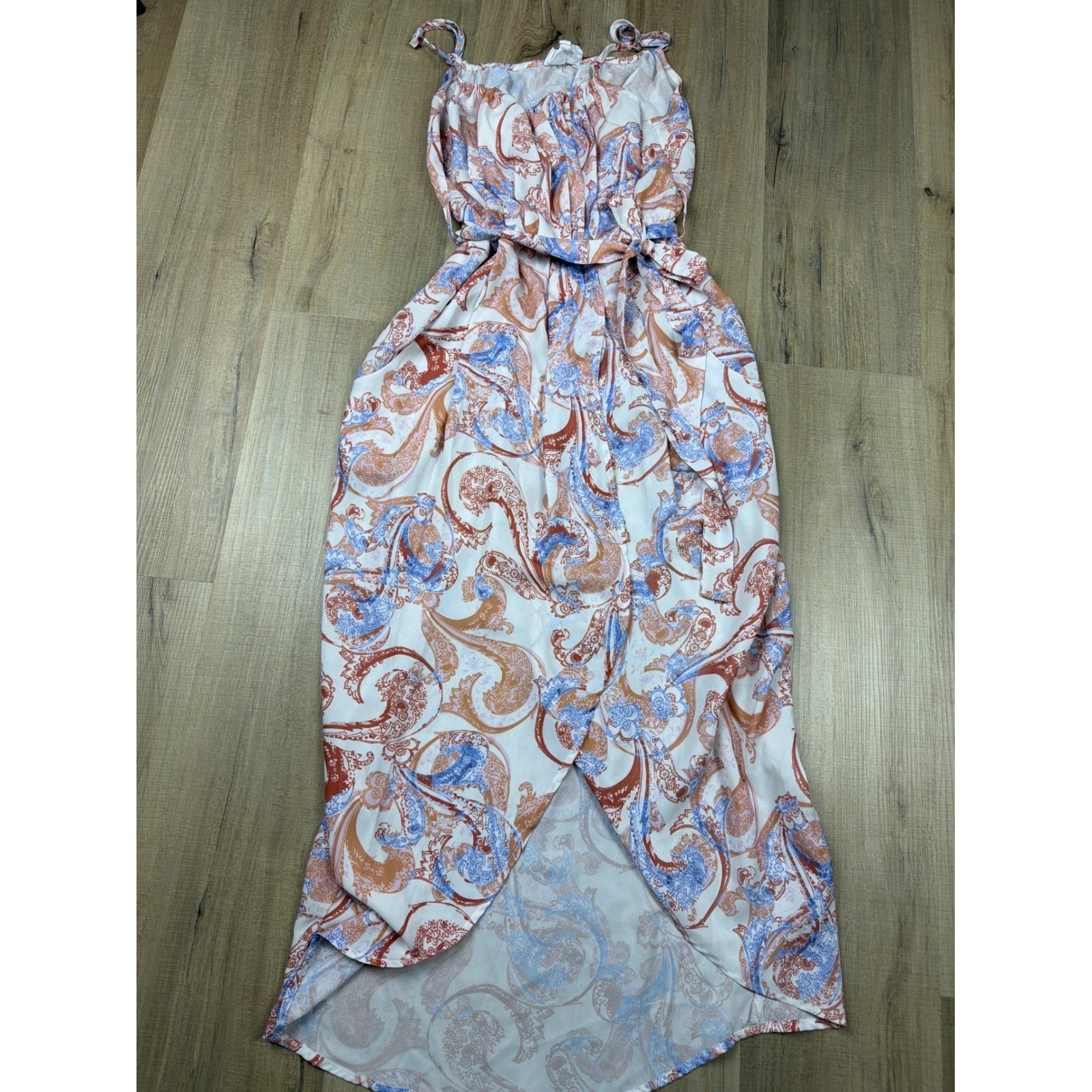 L’atiste by Amy Paisley Maxi Dress Womens Medium High Low Tie Waist Pockets Blue