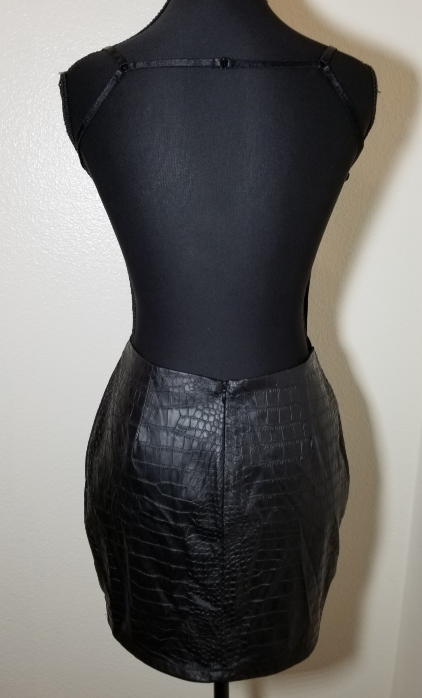Fashion Nova Black Faux Leather Mini Backless Dress Womens Small Club Sexy City