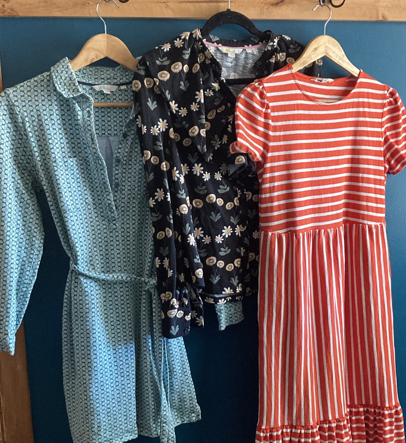 Boden Jersey Lot- 2 dresses, 1 shirt-size US 6