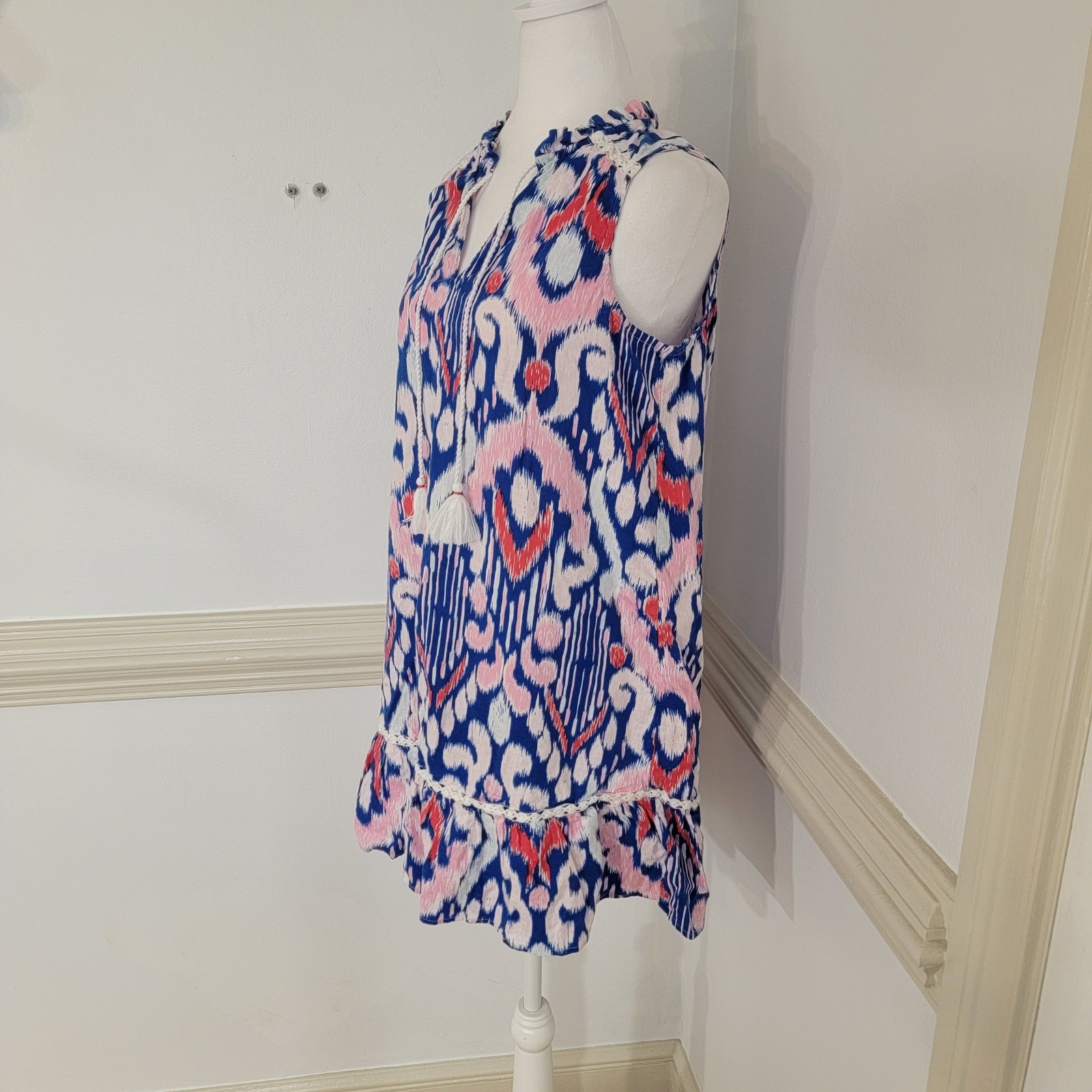 Crown & Ivy Ikat Tassel Shift Dress Linen Blend Sleeveless Ruffle Hem Women’s M
